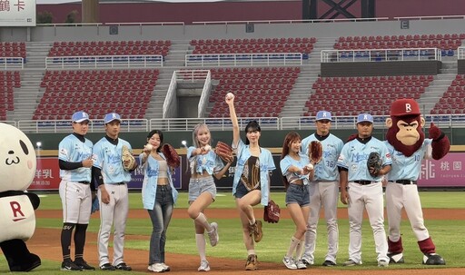 女團＋韓星＋啦啦隊甜心同框 女團LUVSSI 於球場巨型螢幕氣勢登場
