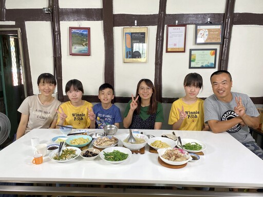 孫女去擔任《誰來晚餐16》神秘嘉賓出訪台南東山務農福森一家