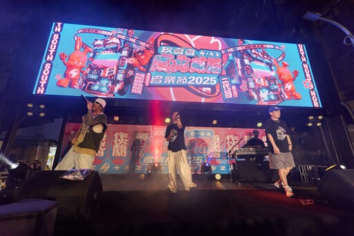 玖壹壹快閃海巡最終場來到《艋舺》春風15年大變身從艋舺臨演到人氣歌手