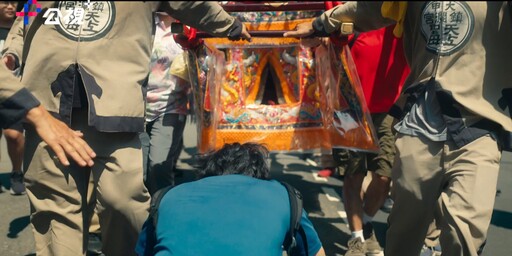 連炳發 楊一展鑽轎底「有媽祖保佑」雙雙封金鐘 越南粉絲募款賀影帝榮耀歸國