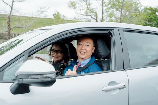 沈文程代言交通部高齡換照新制 不是負擔是保障