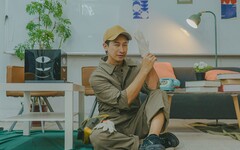 Darren 邱凱偉化身水電工 協助偵辦宿舍針孔偷拍案