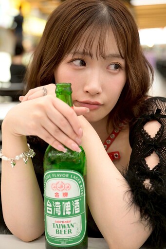 日本女優美園和花降臨台北 舉辦《棉花糖娘》個人寫真展