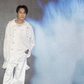 張信哲《屬於》首週勇奪九冠王 斥資千萬〈共犯〉MV驚艷亮相