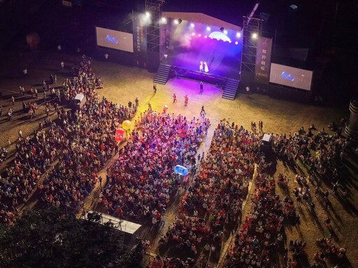 舞鈴劇場旋風抵嘉 吸引5000名觀眾到場觀賞