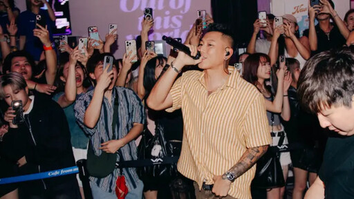 他們快閃擠爆信義區!堪比跨年盡顯OG地位
