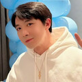 他曬鑽戒結婚了！曾和Selina拍戲39％燒燙傷