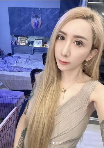 罔腰遭疑逃兵!她曬青澀役男模樣反擊