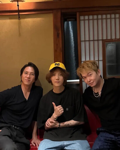 鹿晗追星成功!開心PO照片合體山下智久