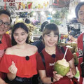 抓包現場尷尬了 黃鐙輝勾搭年輕女子要LINE