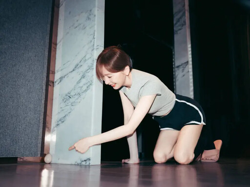 真理褲露出白嫩美腿!王心凌端午立蛋照美翻