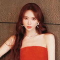 凍齡女神仿《甄嬛傳》行大禮！似乎被她忽略