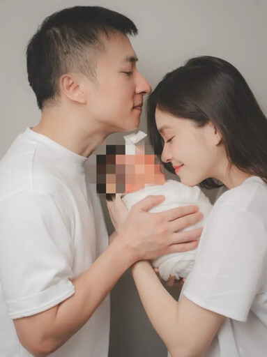 曬一家3口全家福照 小許瑋甯喜迎女兒誕生