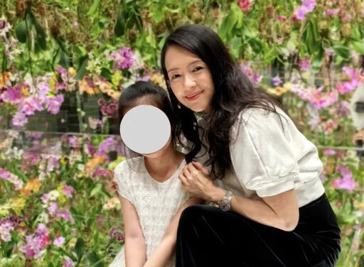 女星曬9歲愛女合照!章子怡1舉動成最佳後媽