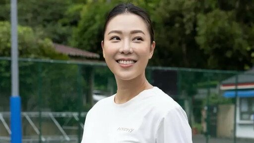 女星出國行李有問題?海關搜出「白色粉末」