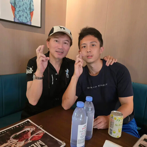 喊話下輩子當孫鵬女兒 狄鶯曬一家3口合照