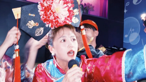 峮峮想扮香妃遭打槍 鬼鬼生日化身還珠格格