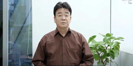 攜手安成宰當評審 白種元重返黑白大廚2