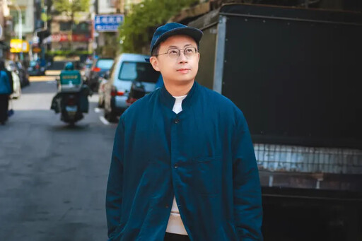 一見面立刻淚崩 凱莉痛哭與呱吉擁抱和好