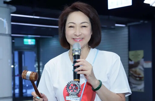 剛考取救護員直奔花蓮！阮虔芷驚見愛女救災