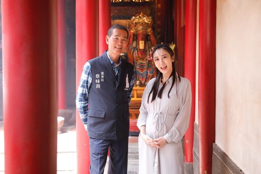 蔡允潔宣布喜獲麟兒 「琥珀心經燈書」加持丨2 歲女兒「小福星」7月添弟 北港朝天宮還願