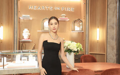 Hearts On Fire 再拓台北版圖 ! 微風信義全新精品店邀請藝人暨企業家「何超蓮」演繹 INSIDE/OUT 系列珠寶
