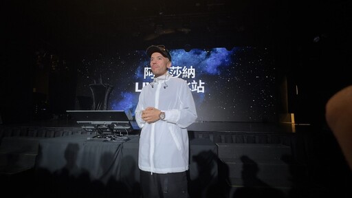 國際歌手「阿卡莎納」混亂時代只想翻轉更多人生命