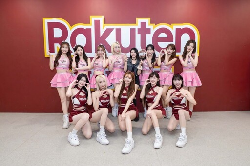 17LIVE桃氣女孩首度跨界棒球場!朴星垠、金佳垠「雙垠組合」成球迷焦點