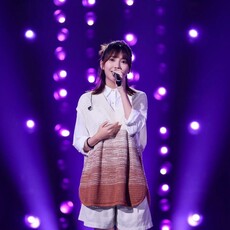 福茂唱片同門師兄 庾澄慶 特別為 陳佩賢 鼓勵：「好好享受屬於你的舞台，好好盡情唱！」