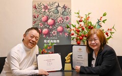 昔自製偶像劇讓公司慘賠陷入嚴重憂鬱潘重威、林貴敏二十年大翻身！「魔女有條件」和「女支者遭咯」雙料入圍獲獎