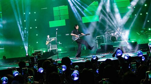 CNBLUE高雄開唱 鄭容和撩喊:真的真的我愛你們!