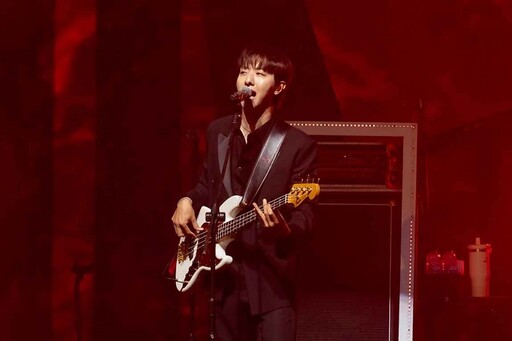 CNBLUE高雄開唱 鄭容和撩喊:真的真的我愛你們!