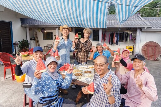 任賢齊迎59歲活力充沛!變身「花蓮王」走到哪吃到哪