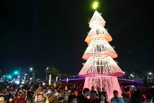 2023台南河樂燈區聖誕點燈 祝福台南平安、幸福發展