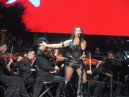 心語碼 AI互動x首度雙平台180度花火環繞 日月潭花火音樂熱鬧登場