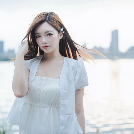 紀念已逝「阿公、阿嬤」啦啦隊女神曲羿(曲曲)5/20 推出首支台語單曲 「風起的時」
