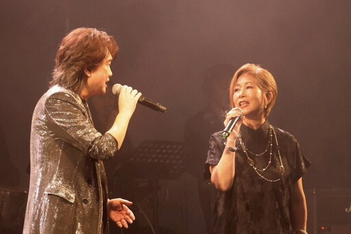 為96歲鐵粉開唱 周治平演唱會衆星天后雲集