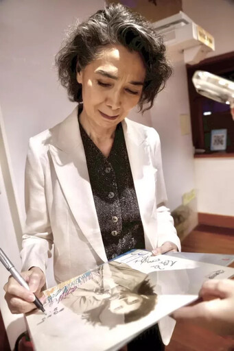 隱藏版好歌聲 賴佩霞台東嗨唱「愛你一萬年」