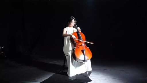 蜜雪Michelle Hsu 新歌《真心的擁抱》MV情緒崩潰大哭 讓人心疼