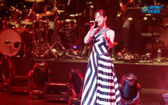 彭佳慧前進新加坡「情歌太好聽」音樂會 大展Live演唱實力 以音樂征服歌迷