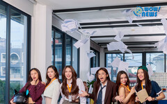 演譯職場「小人物的大夢想」，Engfa、Charlotte精湛演技讓粉絲心有戚戚焉。