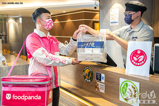 foodpanda助餐飲轉型 Uber快遞服務全台上陣