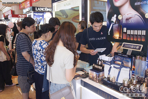 新光三越週慶首日暢旺 4店業績加總衝破8億元
