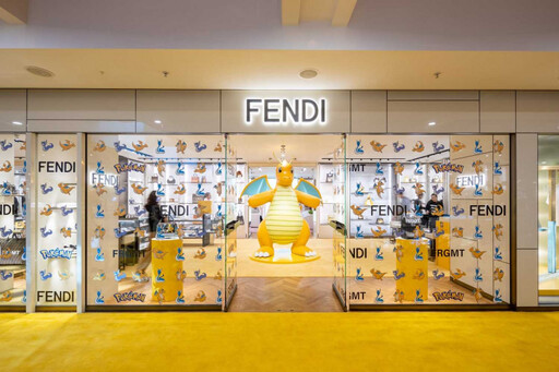 FENDI 100周年大事記！家族五千金攜手時尚皇帝 Karl Lagerfeld、開創新時代…原來經典Baguette、Peekaboo包是她設計的