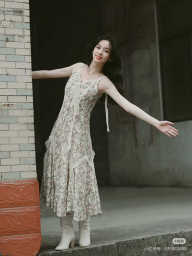 《錦月如歌》周也私服好會穿!從文青造型到碎花仙女風、4招穿出高級感