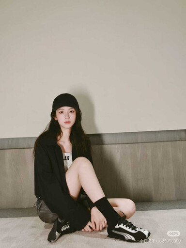 《錦月如歌》周也私服好會穿!從文青造型到碎花仙女風、4招穿出高級感