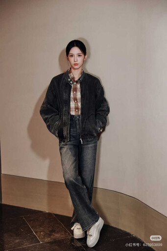 《錦月如歌》周也私服好會穿!從文青造型到碎花仙女風、4招穿出高級感