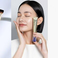 跟著女神買準沒錯！安海瑟薇、蔡依林的凍齡秘密，原來都藏在這幾支A醇精華裡