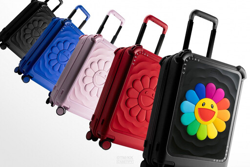 2025最強聯名潮!Beautyblender、New Balance、ASICS、CASETiFY齊發 從彩妝到行李箱都在跨界比創意