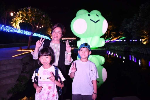 小鎮光影藝術節亮起來 「LINE FRIENDS minini」到鹿港同樂